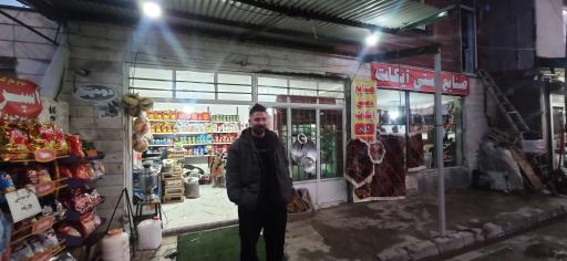 عکس سوپر مارکت و صنایع دستی ایکات