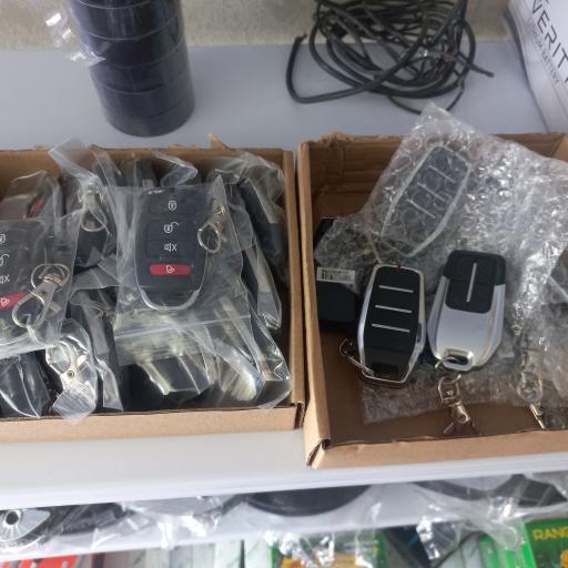 عکس تعمیر شیشه بالابر  قفل سلیمانی