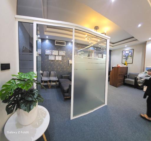 عکس کلینیک خانواده ایرانی شعبه پاسداران