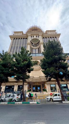 عکس همراه مکانیک شعبه مهراد مال