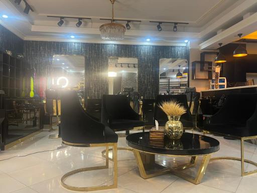 عکس سالن زیبایی لاک