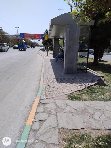 عکس ایستگاه اتوبوس استقلال