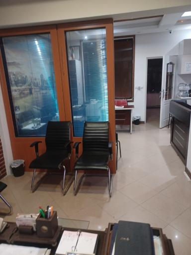 عکس مسکن صابر