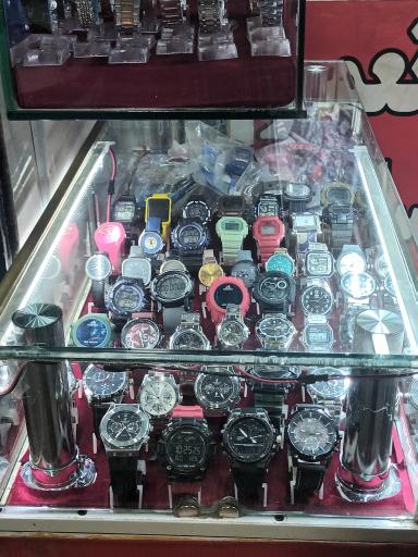 عکس تعمیر ساعت نگین 