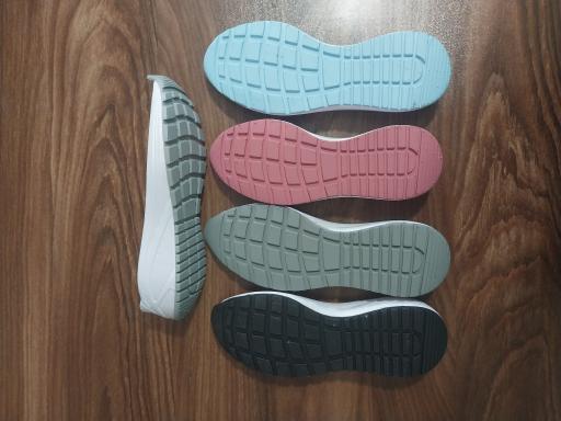 عکس تولید زیره کفش ملل