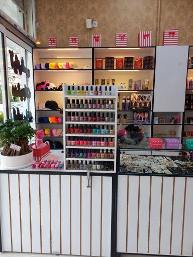 عکس فروشگاه آرایشی و بدلیجات نلین 