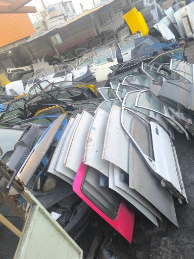 عکس استوک یدک بدرلو