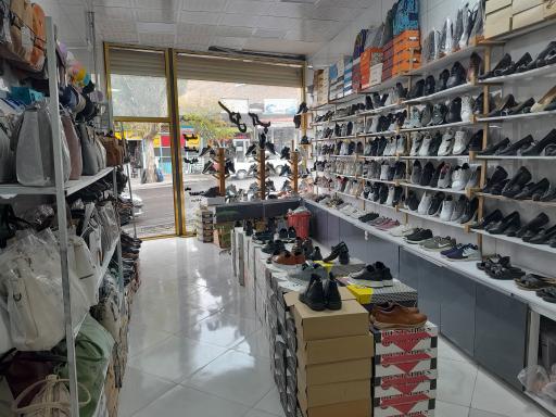 عکس فروشگاه کیف و کفش پوراکبری