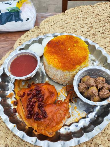 عکس رستوران سنتی گیلانه