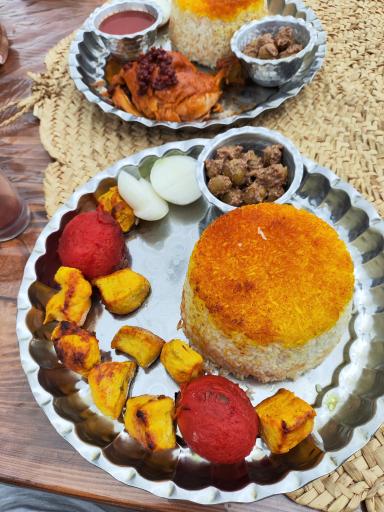 عکس رستوران سنتی گیلانه