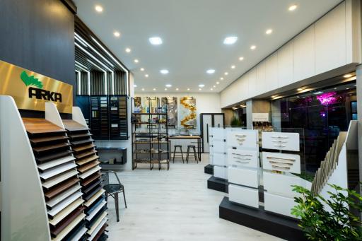 عکس فروشگاه لوازم کابینت 128