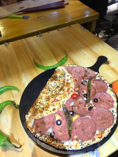 عکس فست‌ فود حمید و حامد