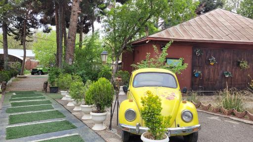 عکس باغ رستوران آرش