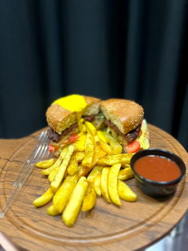 عکس کافه مون لانژ