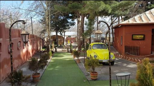 عکس باغ رستوران آرش