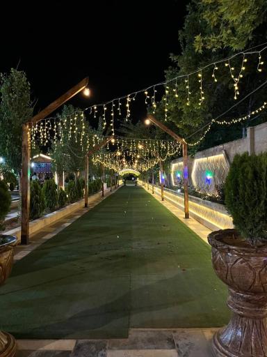 عکس  باغ تالار سپنتا