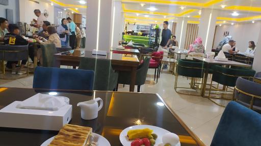 عکس رستوران هتل بزرگ مراغه