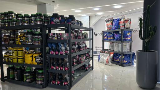 عکس داروخانه شبانه روزی حاتم