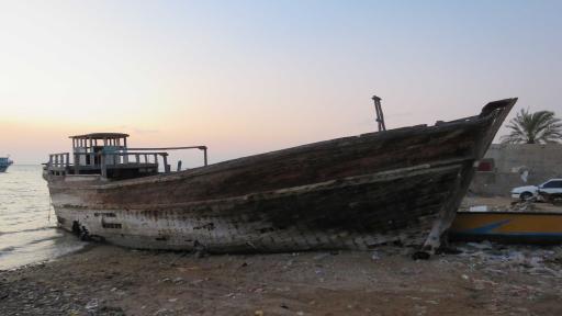 عکس گورستان لنج