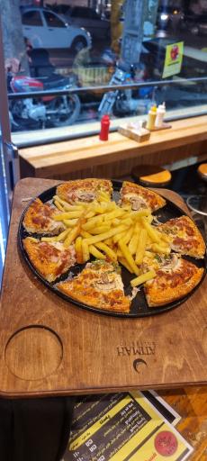 عکس فست‌ فود حمید و حامد