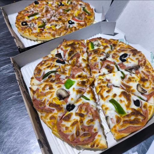 عکس پیتزا پینک