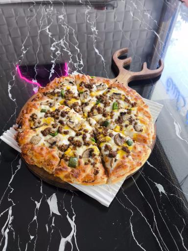 عکس پیتزا پینک