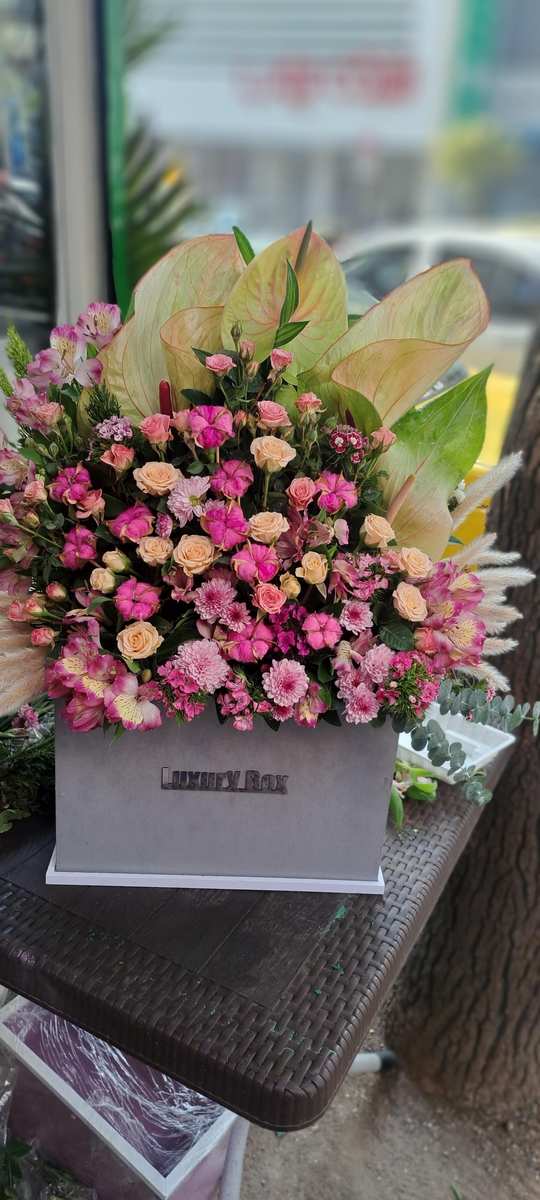 عکس دکه گل فروشی