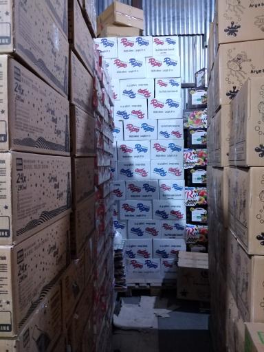 عکس بنکداری مواد غذایی مغانی