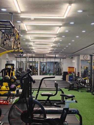 عکس باشگاه ورزشی افرا