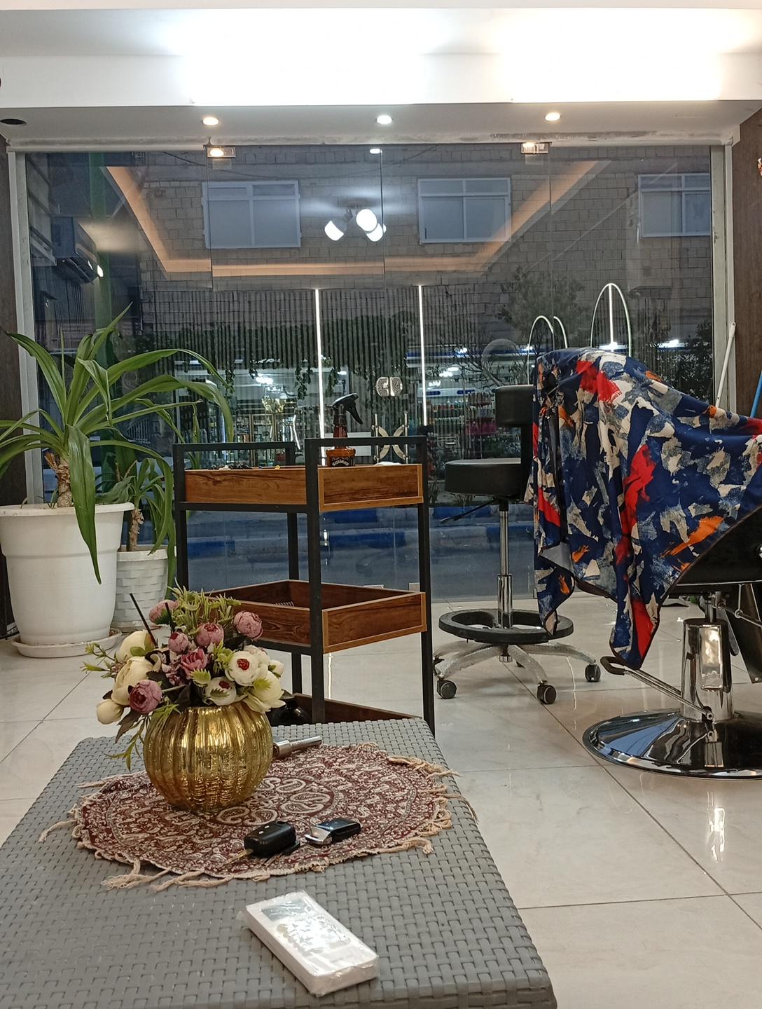 عکس پیرایش سناتور