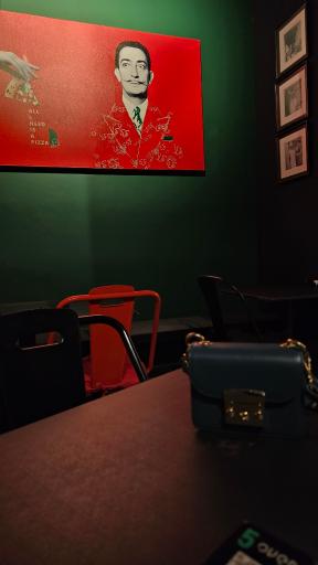 عکس پیتزا آون شعبه 2