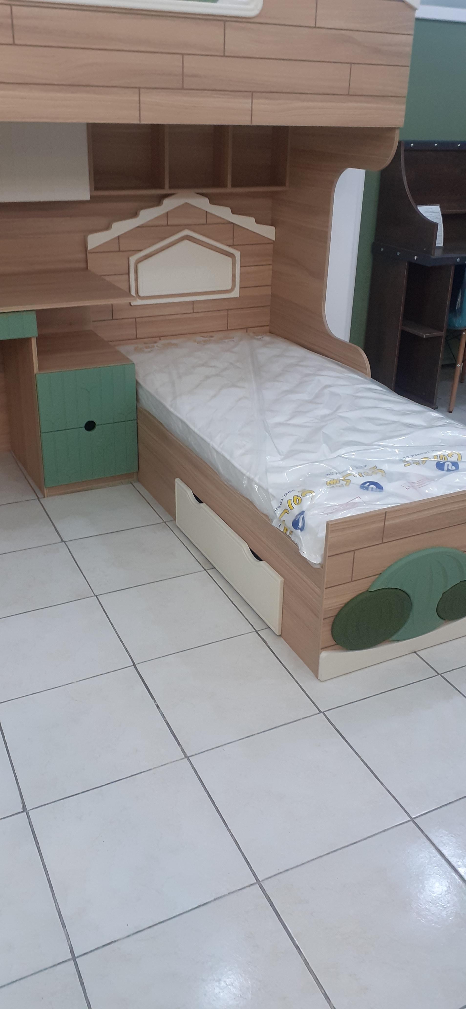 عکس تخت و کمد کودک هدیه مادربزرگ