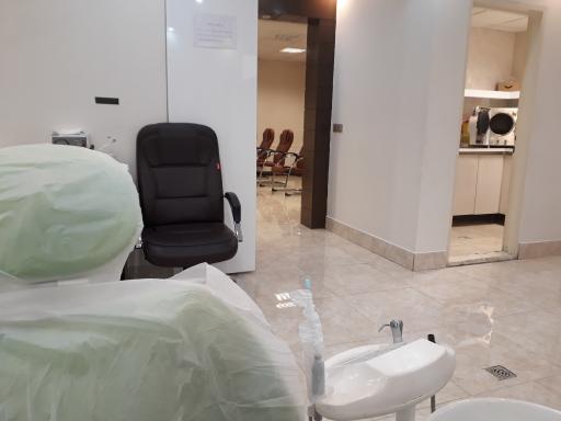 عکس کلینیک تخصصی دندانپزشکی بهبود
