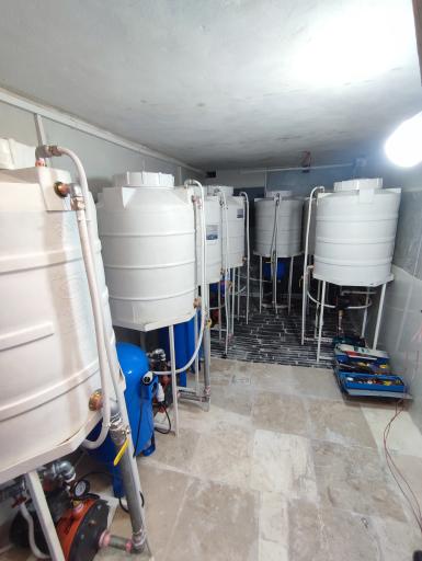 عکس خدمات فنی پمپ آب عنبرانی