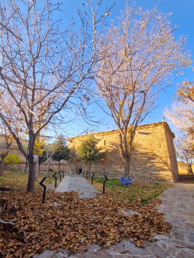 عکس کلیسای سیر