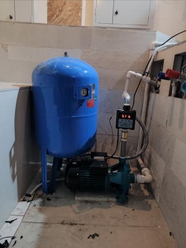 عکس خدمات فنی پمپ آب عنبرانی
