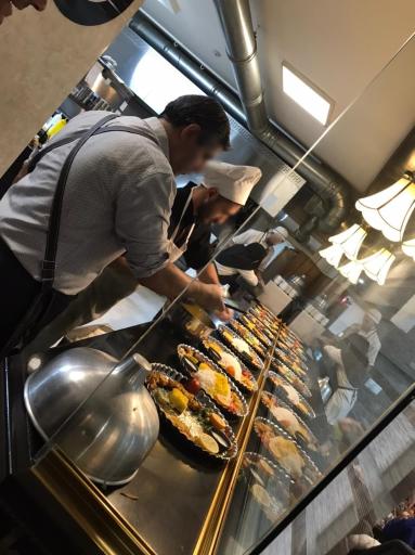 تهیه غذای دلپذیران