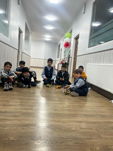 عکس مجتمع آموزشی شهدای کارگر