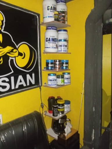 عکس باشگاه بدنسازی پرشین 