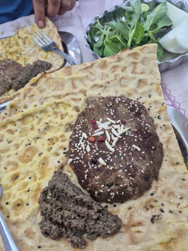 عکس کباب و بریان شمشاد