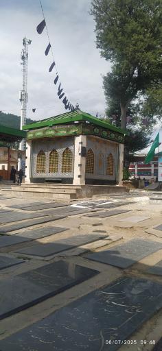 عکس امامزادگان آقا پِلاسید و آقا بسمل