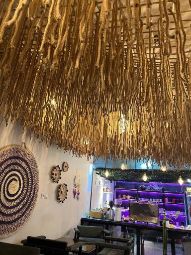 عکس کافی‌شاپ آمیس