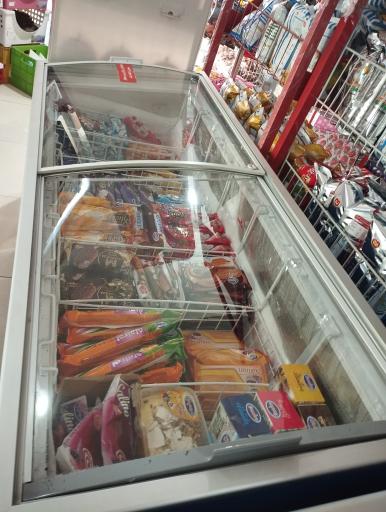 عکس سوپر مارکت برادران قاسمی