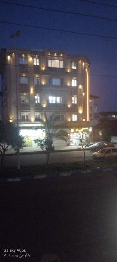 ساختمان طاها ۱۴