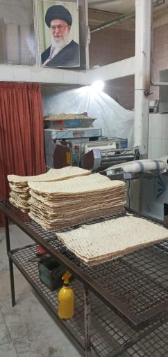 عکس نانوایی لواش کرمی