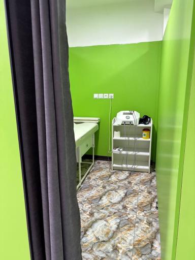 عکس کلینیک فیزیوتراپی التیام