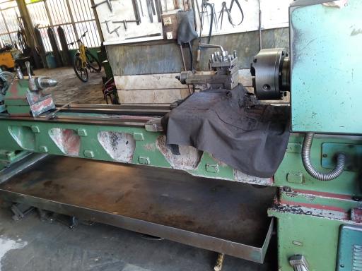 عکس تراشکاری حاج خلیل و پسران