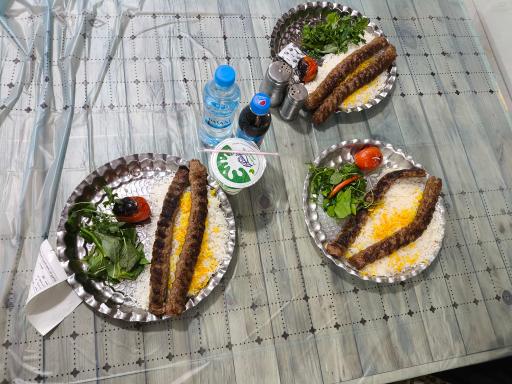 عکس رستوران سنتی خان محمود 