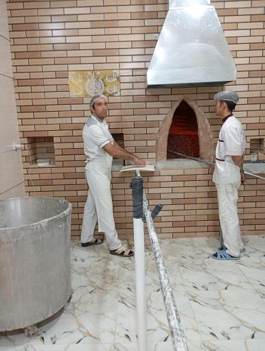 نانوایی سنگک درباری