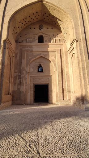 عکس بنای هارونیه